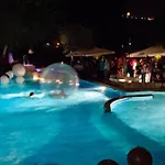 Astoria מלון 4*