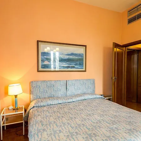 Astoria 4*